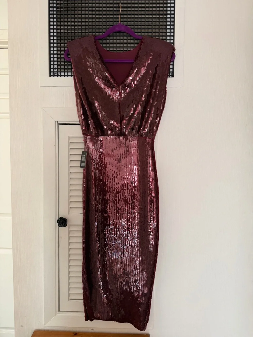 Express Burgundy Sequin Midi Dress Sz xs NWT